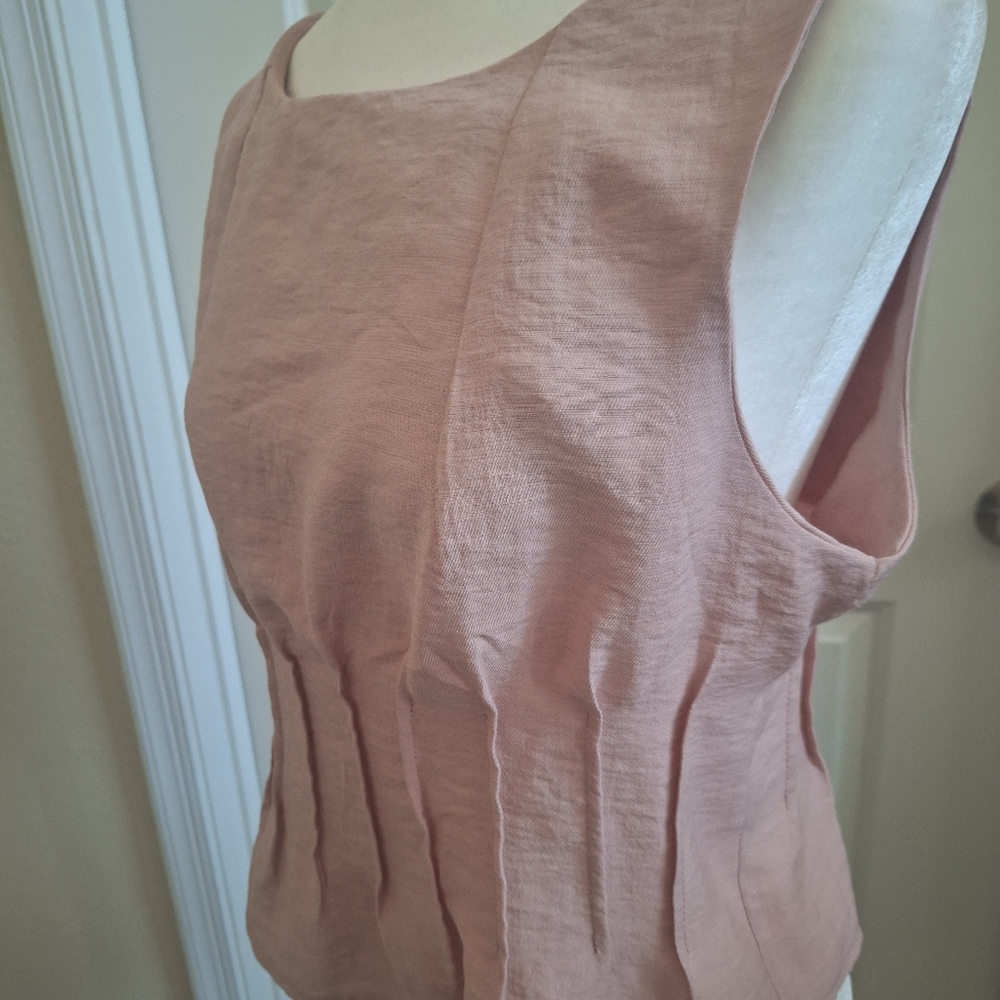 Elegant Light Pink Sleeveless Top Size L - Picture 6 of 6